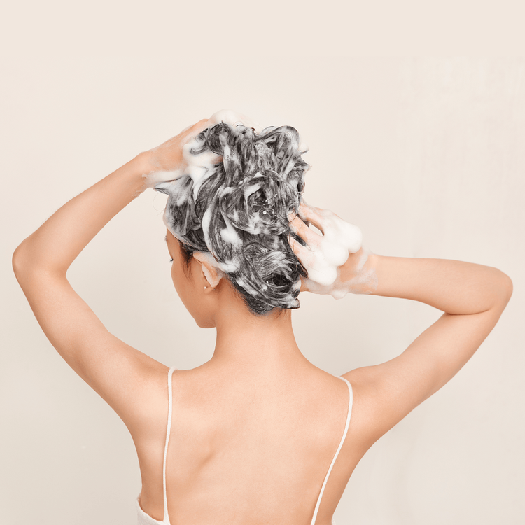Semi Di Lino Moisture - Shampoo Nutritivo Low, para cabello seco - 250 ml