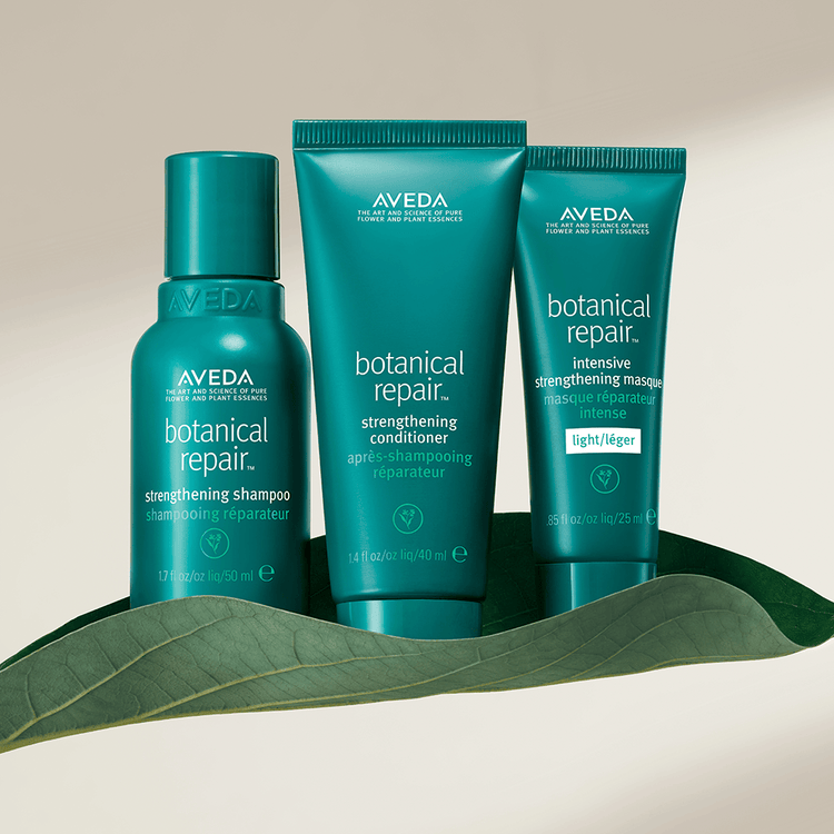 Botanical Repair Shampoo fortalece y repara el cabello dañado