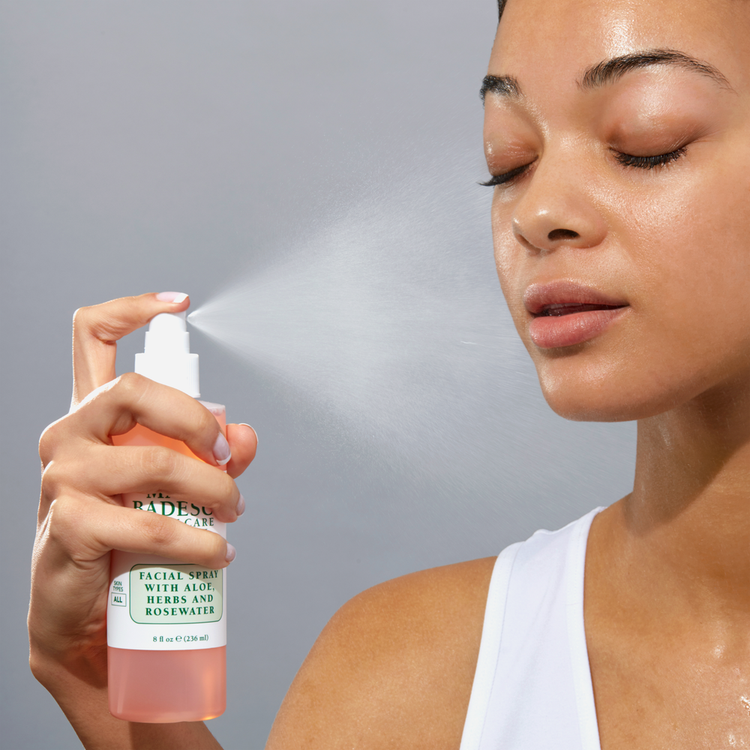 Facial Spray with Aloe, Herbs and Rosewater - Bruma Facial Hidratante, sin aceite
